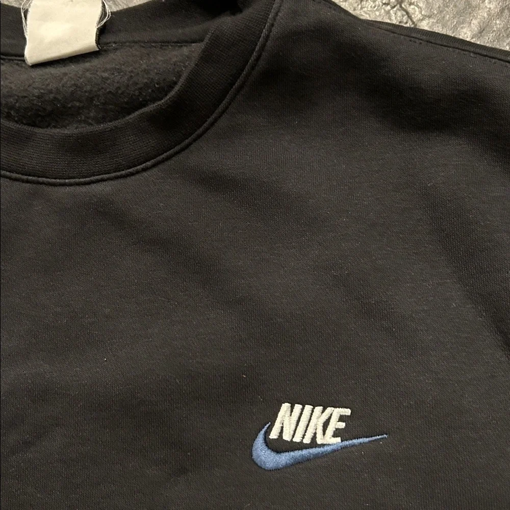Nike Men's Black Crewneck Sweatshirt Large, perfect condition - Picture 5 of 7